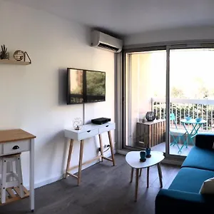 Studio Moderne Avec Balcon Au Cœur Du Centre Ville Appartement